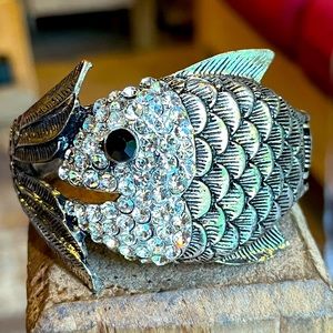 Rhinestone Fish Bracelet